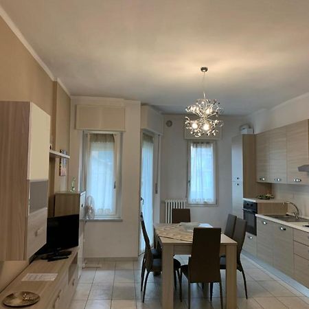 A 10 Minuti Di Metro Dal Centro Apartment Turin Luaran gambar