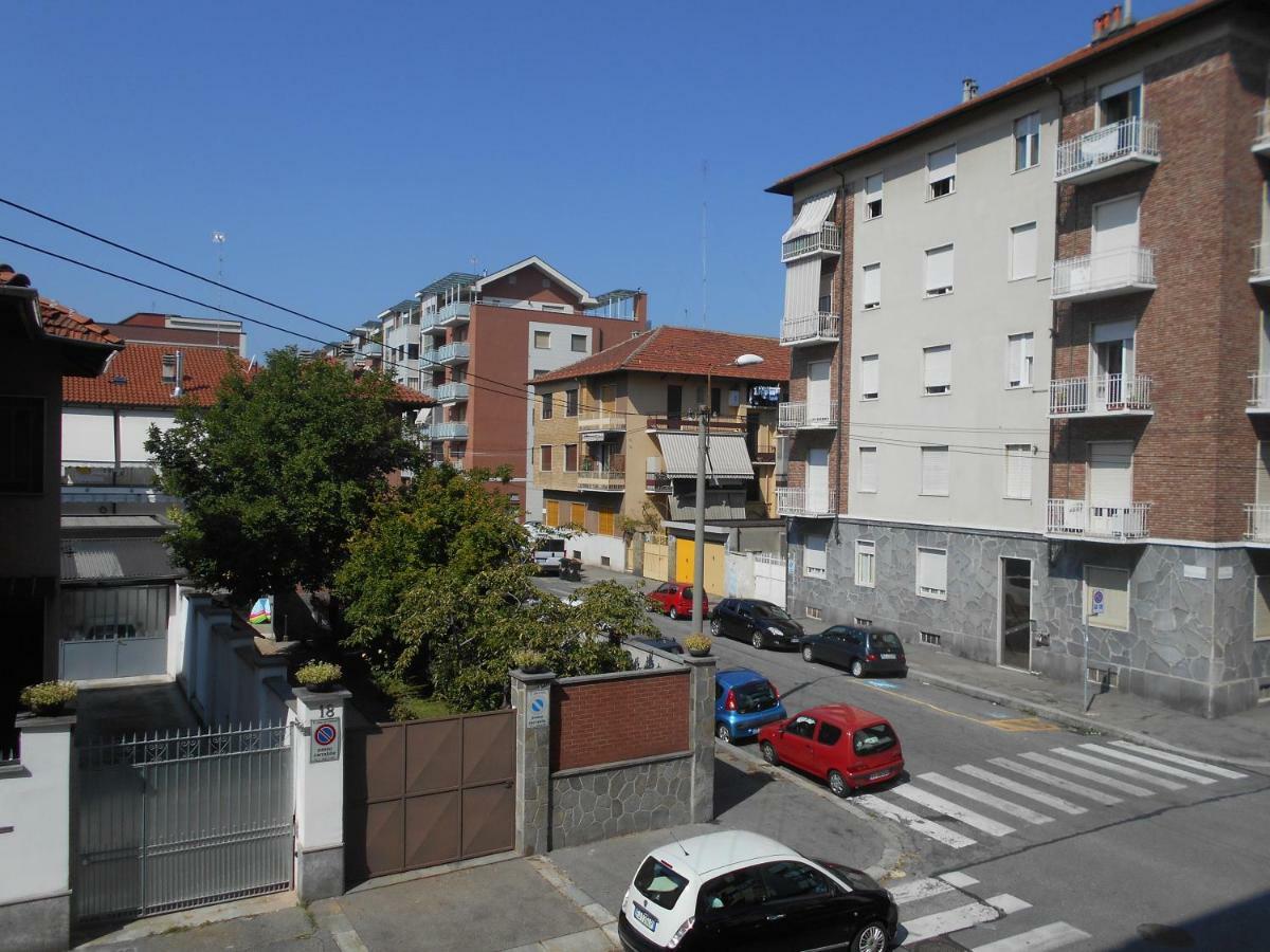 A 10 Minuti Di Metro Dal Centro Apartment Turin Luaran gambar